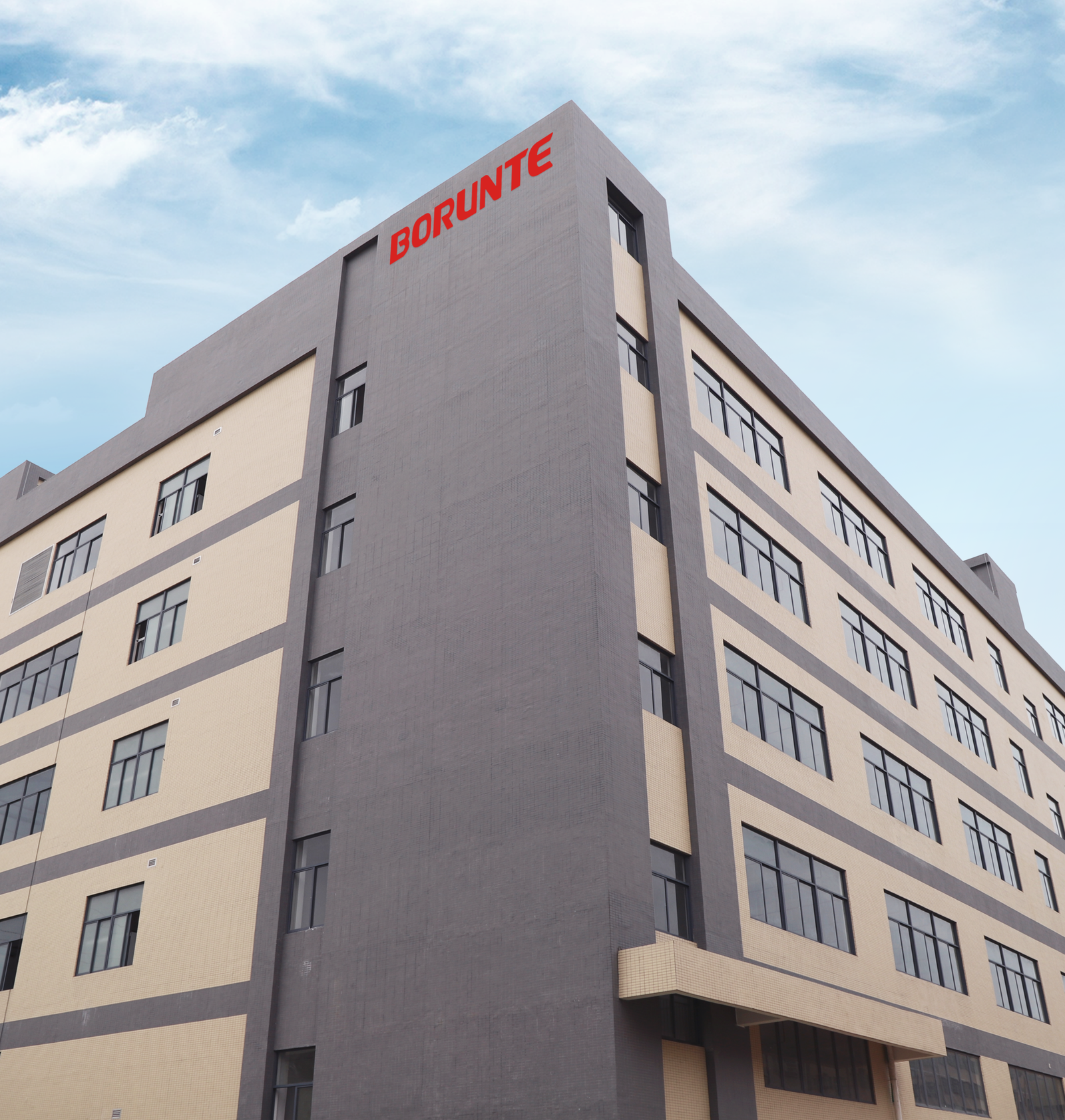Xiamen Device Technology factory on-site robot installation